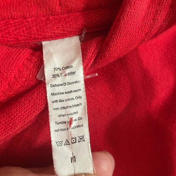 Red Hoody - Picture 5 of 5
